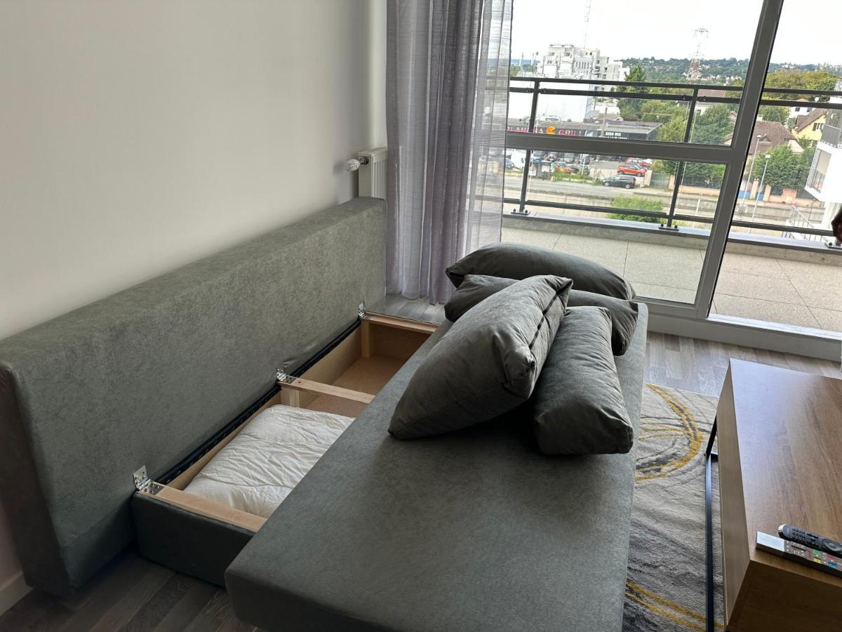 Agreable 2 Pieces Avec Balcon Et Parking Transports By Immo Kit Bnb Sarcelles Exterior photo